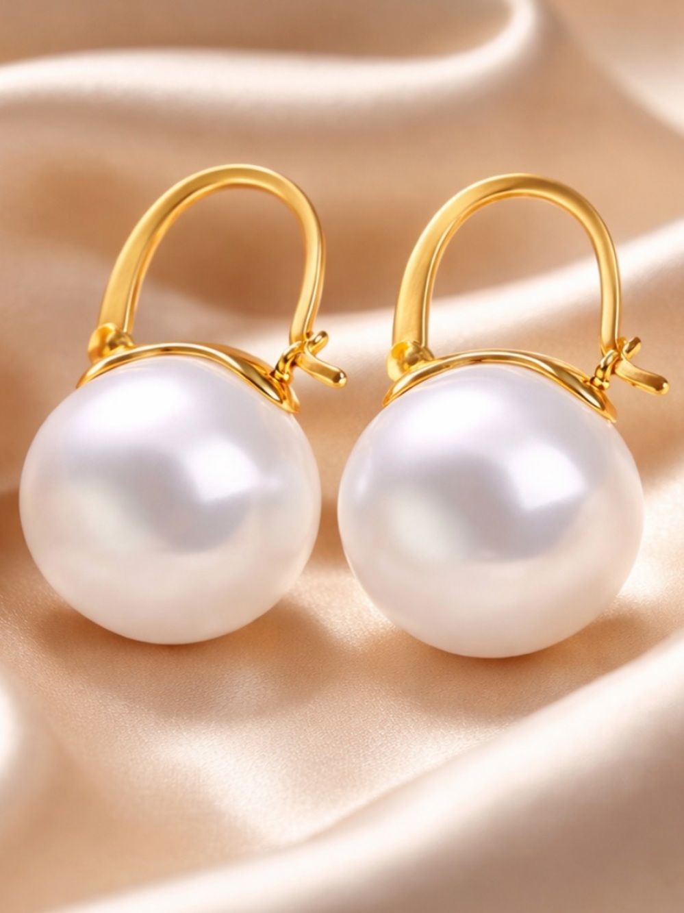 Brand New Pearl Drop Earrings.